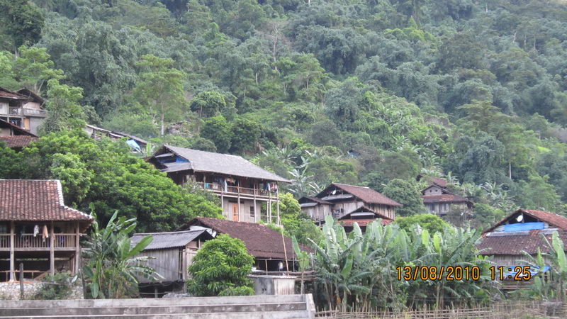 Bac Kan Lang Bac Ngoi 49 - BACH MA NATIONAL PARK