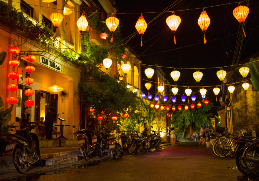 Saigon Motorbike Tour to Da Lat, Hoi An And Da Nang Hoi An Venice Vietnam travel traveling couple moments fo yugen 1024x717 - Saigon Motorbike Tour to Da Lat, Hoi An And Da Nang