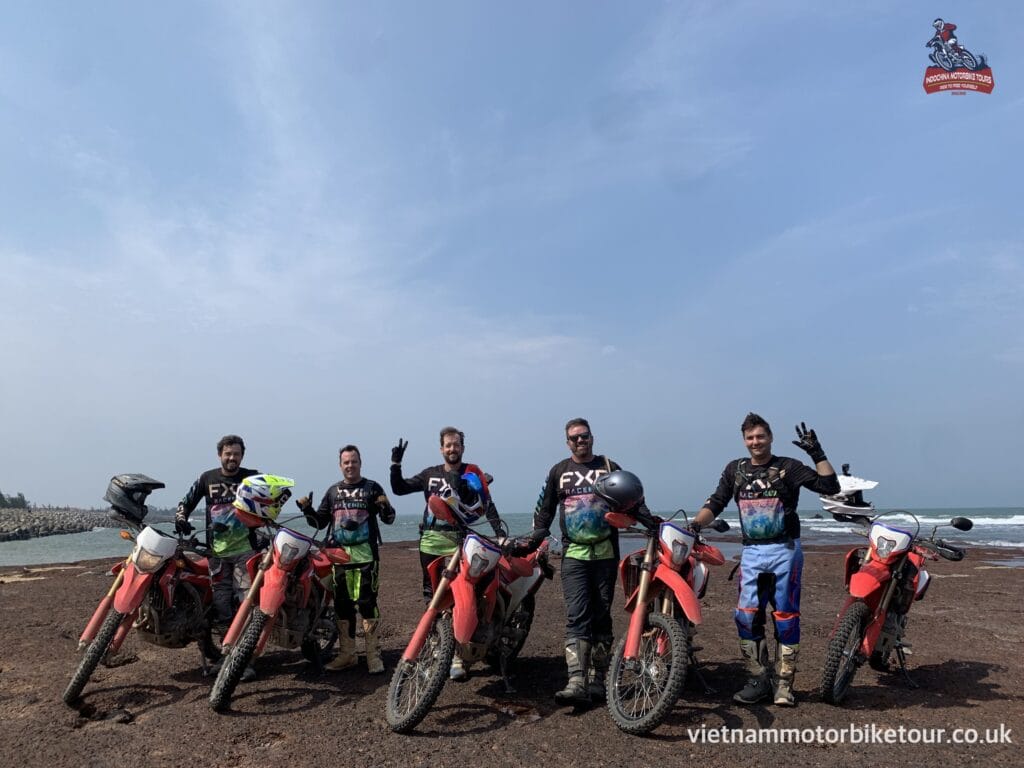 SAIGON MOTORCYCLE TOUR VIA MUI NE TO DA LAT AND NHA TRANG Vietnam Motorbike Tour From Hoi An to Hanoi Via Ho Chi Minh Trail and DMZ 3 1024x768 - SAIGON MOTORCYCLE TOUR VIA MUI NE TO DA LAT AND NHA TRANG