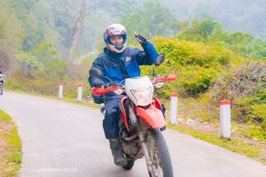 hagiang loop motorbike tours to dong van 7 1024x684 - Best Time to Ride Motorbike to Sapa and Ha Giang of Vietnam