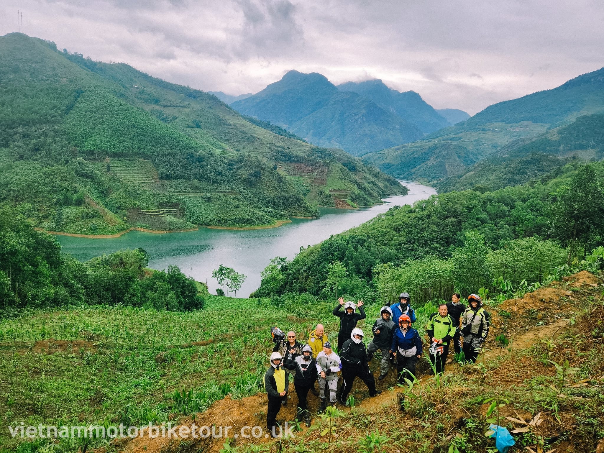 Best Time to Ride Motorcycles to Dong Van, Meo Vac, Du Gia, Yen Minh from Ha Giang vietam motorbike tours to ha giang sapa 4 - Best Time to Ride Motorcycles to Dong Van, Meo Vac, Du Gia, Yen Minh from Ha Giang