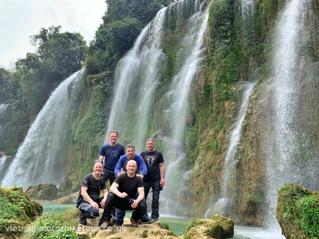 Frontpage vietnam motorbike tour to ban gioc waterfall cao bang 3 1024x768 - Frontpage