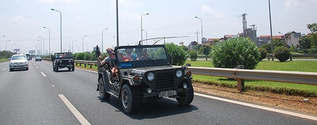 HANOI JEEP TOUR TO MAI CHAU VALLEY IN HOA BINH FOR HOMESTAY DSC 0860 2 620x245 - HANOI JEEP TOUR TO MAI CHAU VALLEY IN HOA BINH FOR HOMESTAY