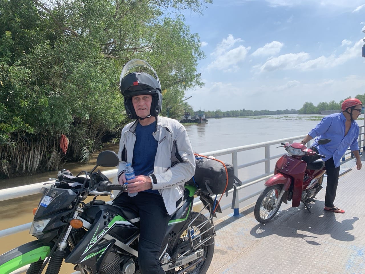 SAIGON MOTORBIKE TOUR TO MEKONG DELTA AND SOUTHERN BEACHES Vietnam Motorbike Tours to Mekong delta 3 - SAIGON MOTORBIKE TOUR TO MEKONG DELTA AND SOUTHERN BEACHES