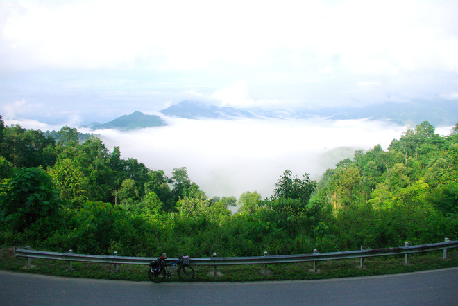 BEST FAR-NORTH VIETNAM OFFROAD MOTORBIKE TOUR Pha Din Pass - BEST FAR-NORTH VIETNAM OFFROAD MOTORBIKE TOUR
