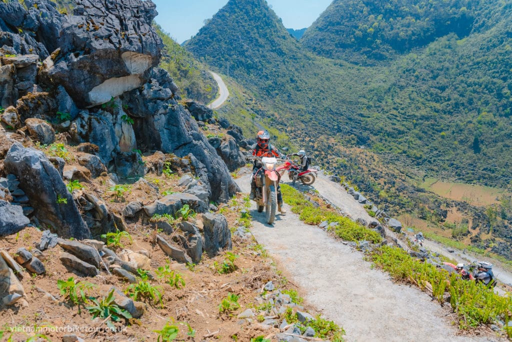 Top 4 Ha Giang Motorbike Tours from Hanoi MUST DO hagiang loop motorbike tours to dong van 23 1024x684 - Top 4 Ha Giang Motorbike Tours from Hanoi MUST DO