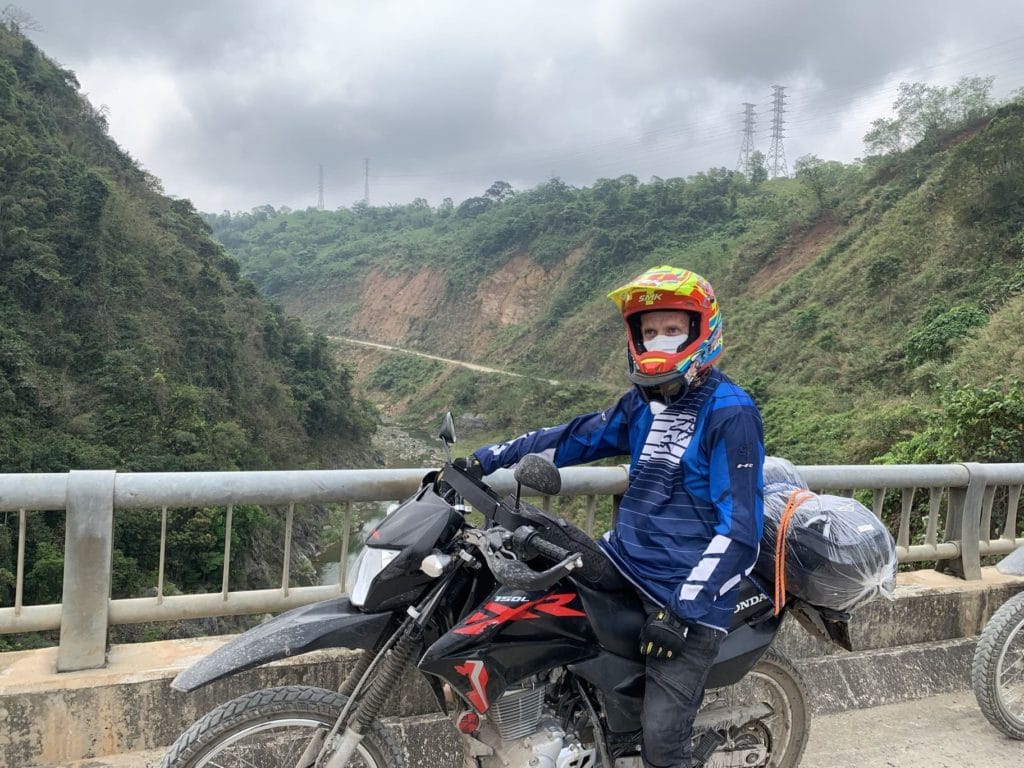 HUE MOTORBIKE TOUR TO DMZ, VINH MOC TUNNELS FOR 1 DAY vietnam central motorbike tours to khe sanh kontum buon ma thuot 5 1024x768 - HUE MOTORBIKE TOUR TO DMZ, VINH MOC TUNNELS FOR 1 DAY