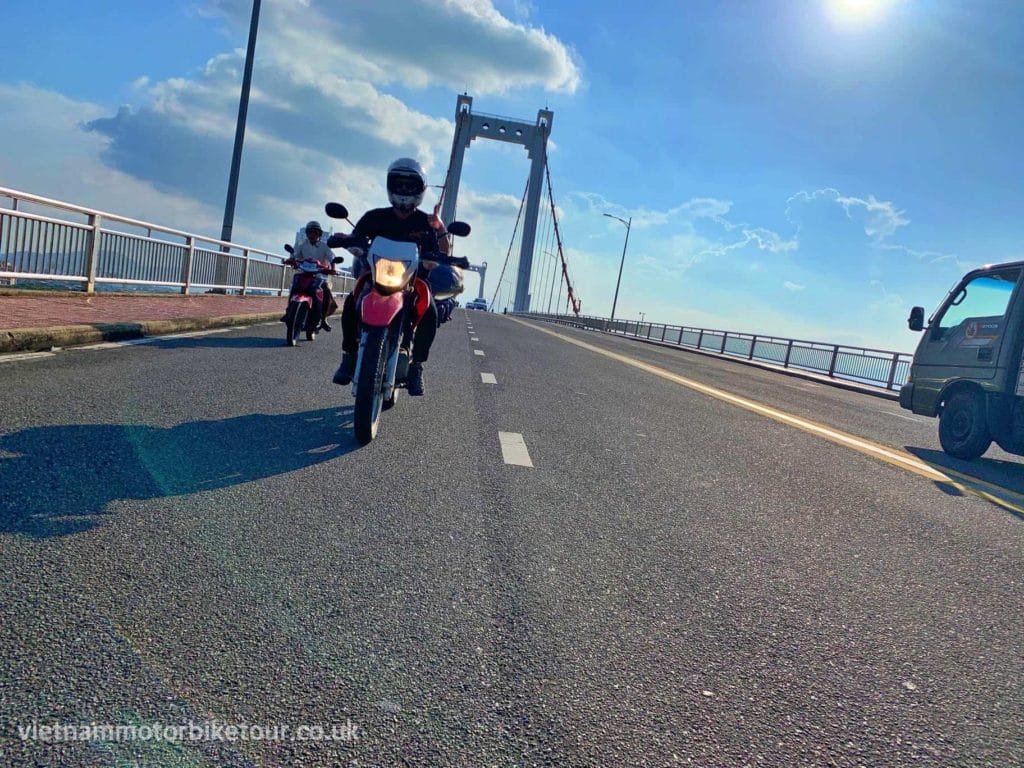 HUE CITY TOUR BY MOTORBIKES FOR 1 DAY hoi an motorbike tour to hai van pass hue 5 1024x768 - HUE CITY TOUR BY MOTORBIKES FOR 1 DAY