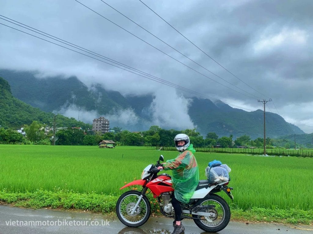 HANOI MOTORBIKE TOUR TO PU LUONG NATURE RESERVE VIA MAI CHAU vietnam motorbike tour mai chau pu luong 5 1024x768 - HANOI MOTORBIKE TOUR TO PU LUONG NATURE RESERVE VIA MAI CHAU