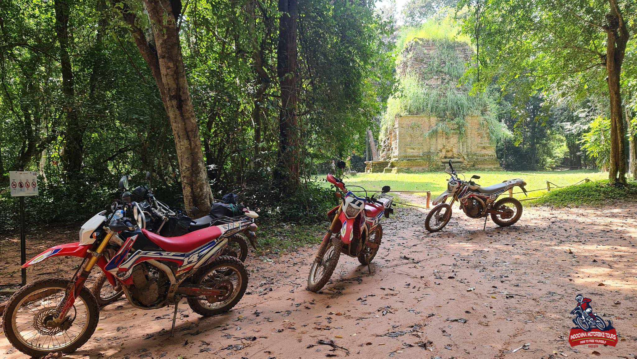 Best Southern Cambodia Motorcycle Tour from Phnom Penh to Kampong Chhnang, Kirirom National Park Cambodia off road motorbike tour from phnom penh to siem reap 19 - Best Southern Cambodia Motorcycle Tour from Phnom Penh to Kampong Chhnang, Kirirom National Park