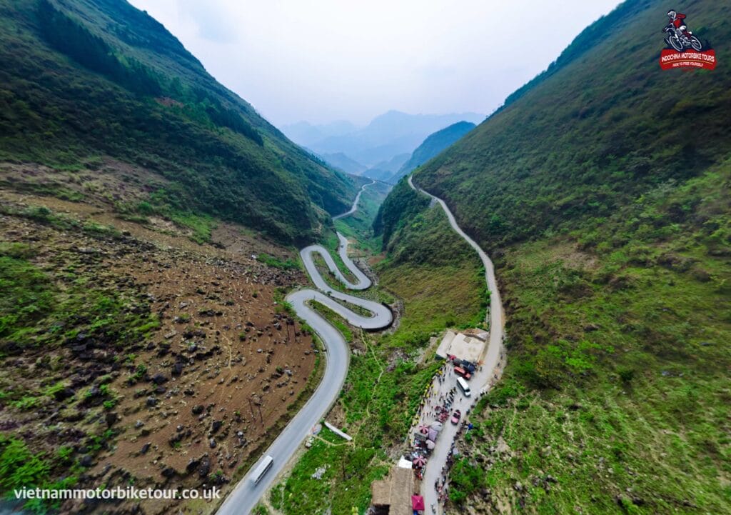 Discovering the Ha Giang Loop: A Journey Through Northern Vietnam Marvelous Vietnam Dirt Bike Tour to Ta Xua Ha Giang and Cao Bang 15 1024x721 - Discovering the Ha Giang Loop: A Journey Through Northern Vietnam